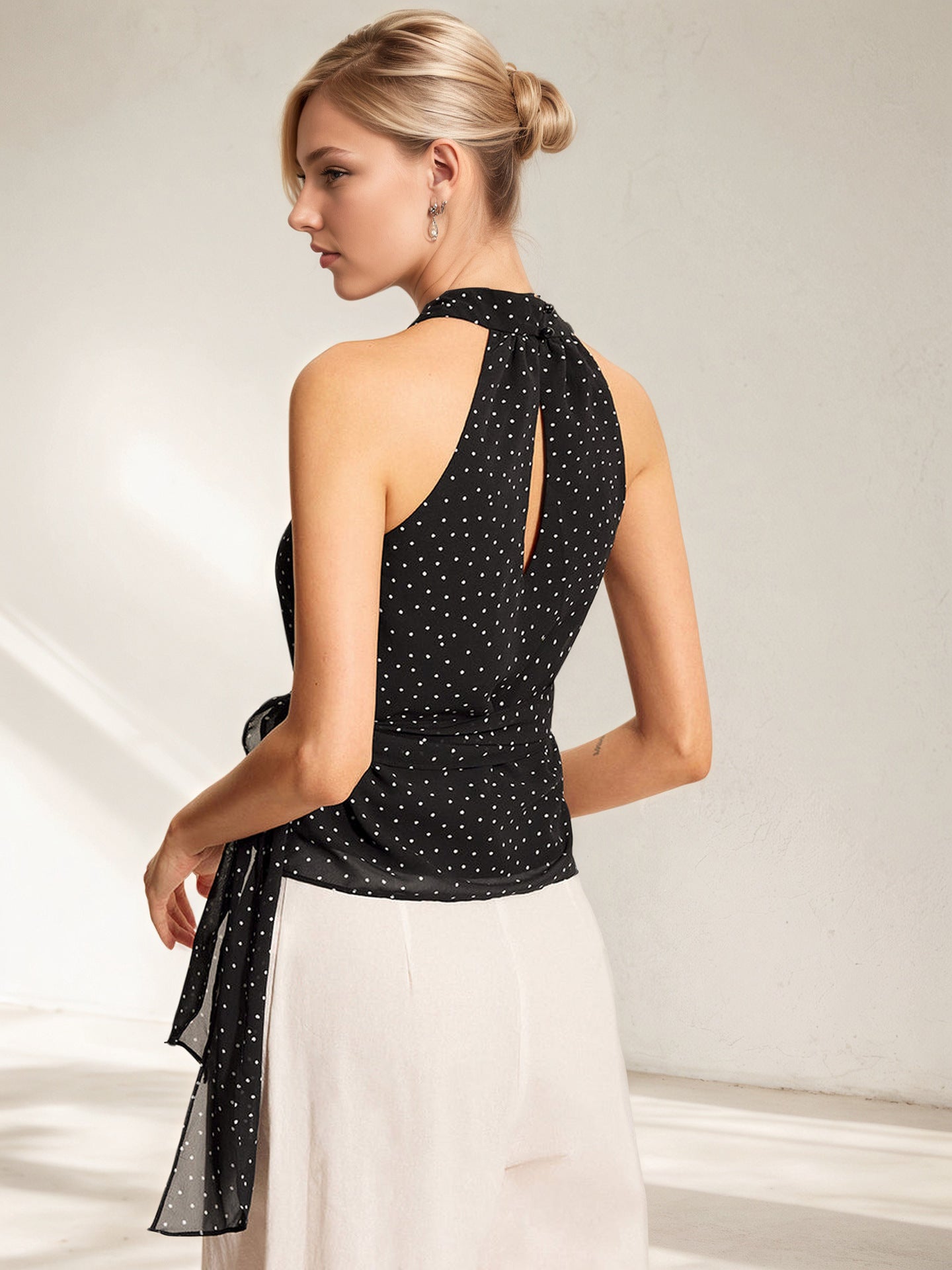 Summer Sleeveless Tops Women Polka Dot Print Fashion Sexy Slim Waist Pleated Ladies Cropped Blouses Bodycon Woman Tops