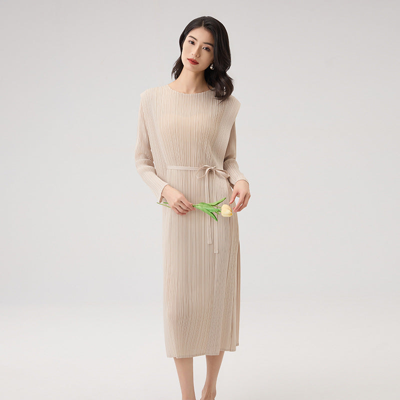 Spring and Summer New Fashion Simple Pure Collar Tie Pleated Dress
