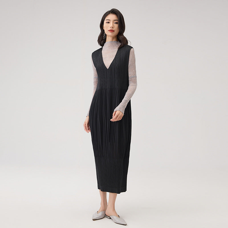 French Pleated Women's Dress V-neck Sleeveless Elegant Long Dresses Female Fashion Casual