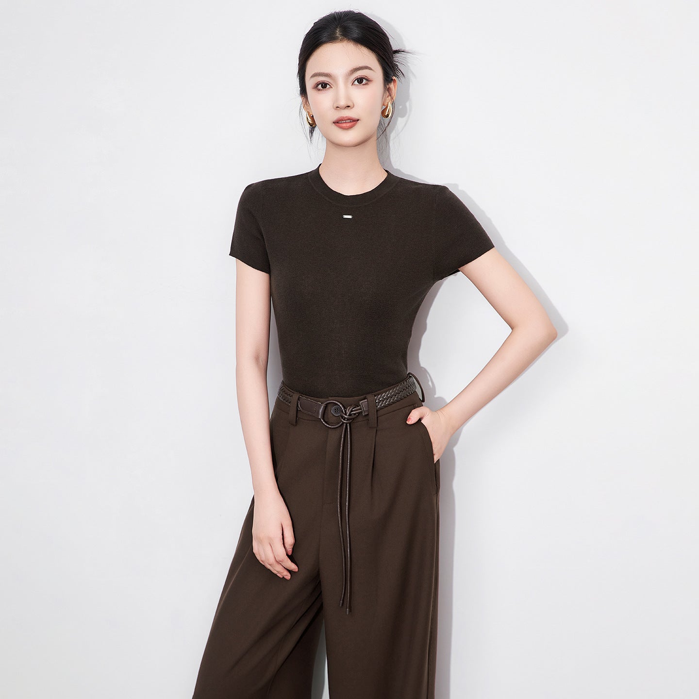 Cotton Base irt Women's Faionable Versatile Simple Letter ort Sve T-irt Women's Top Trendy Summer Wear