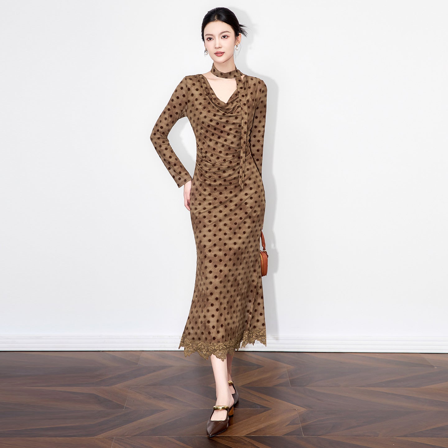 Autumn and Winter Three-dimensional Flocking Letter Printed Long Sleeved Shirt Dress, Black Slimming Long Skirt for Women