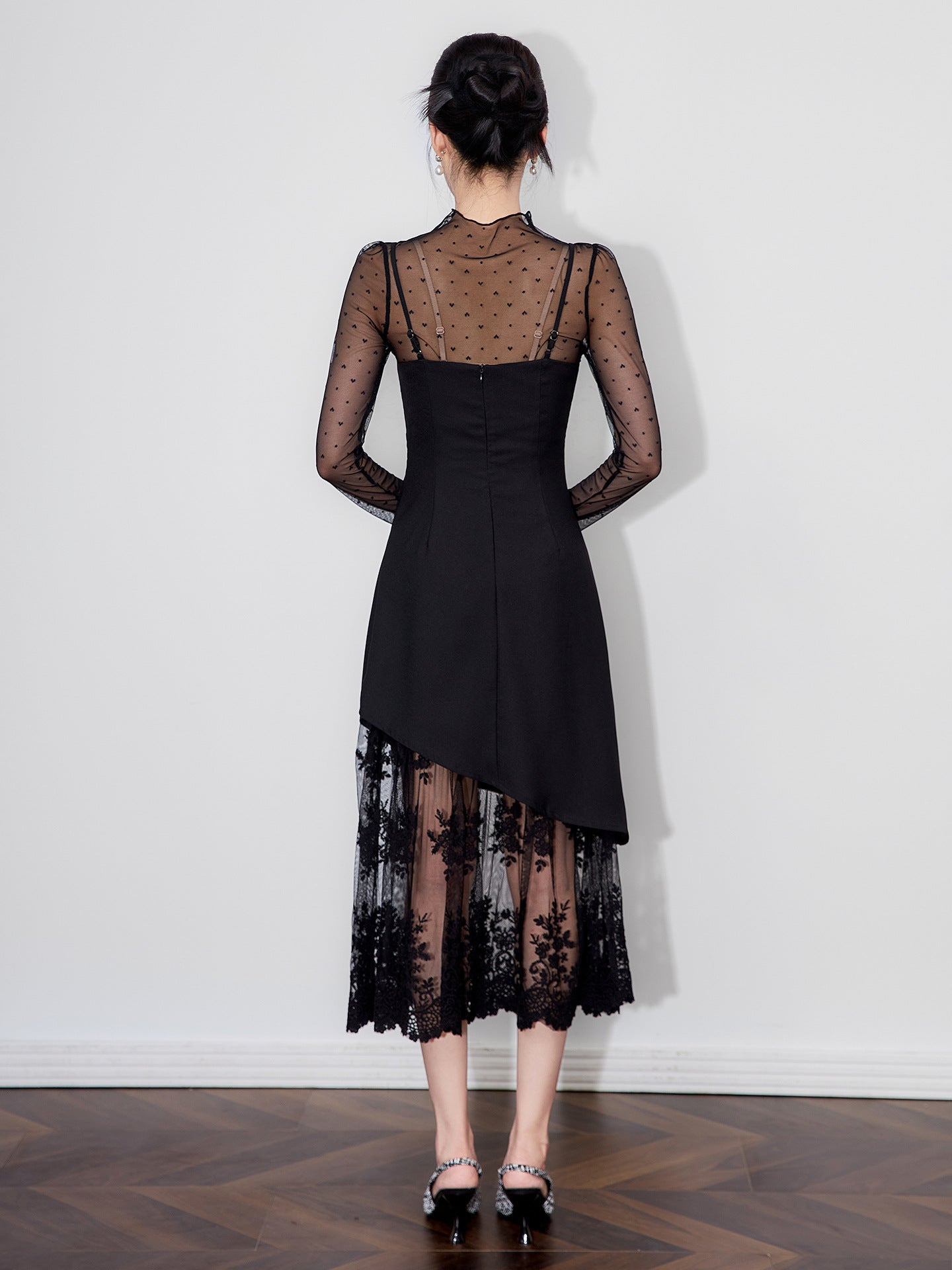 V-neck Satin Lace Short A-line High-low Cocktail Dresses Sleeveless Formal Party Gown Customized Vestido Corto Elegante