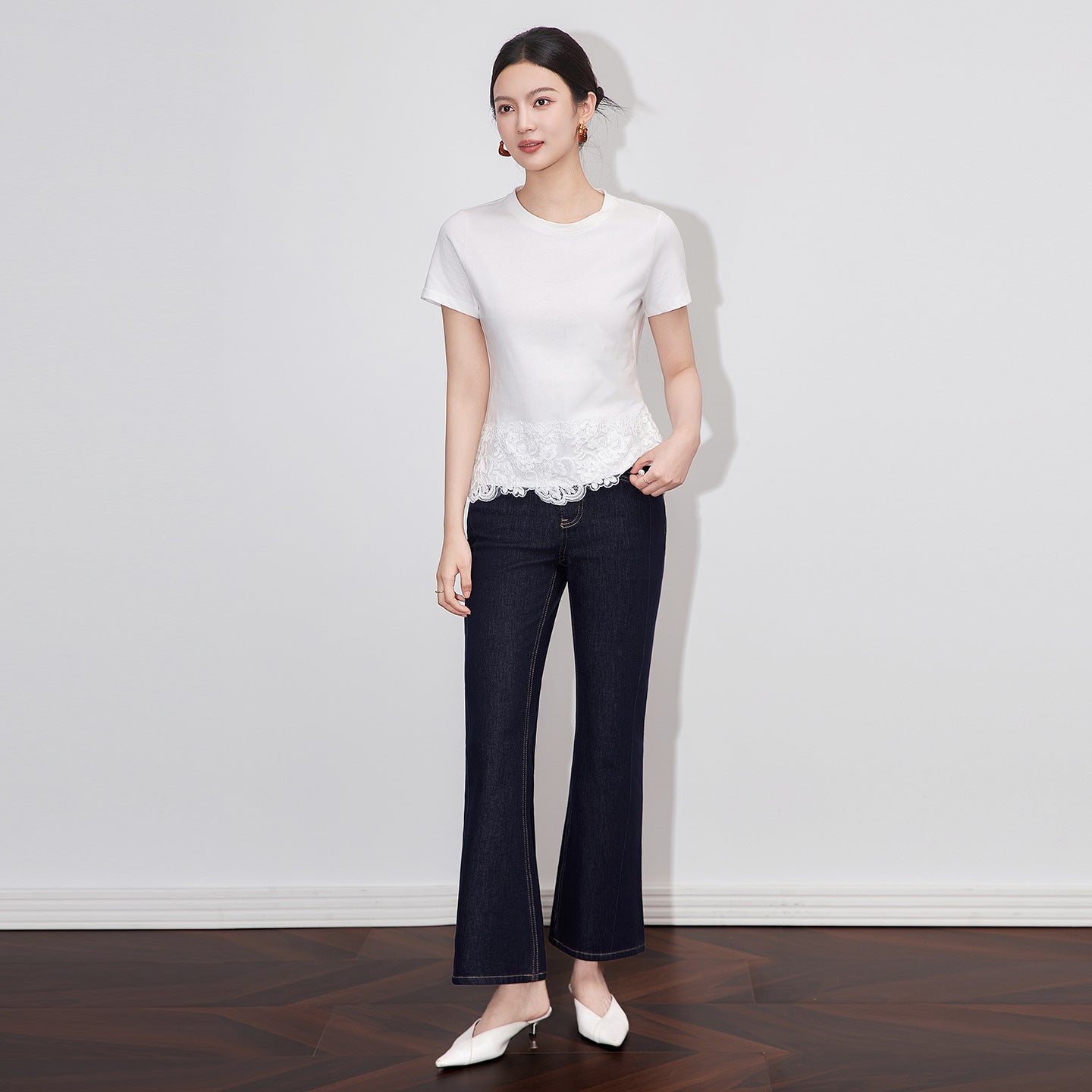 Women Summer Short Sleeve T-Shirt Top 100% Cotton Simple Irregular Lace Hem Trim Regular Shoulder Fashion