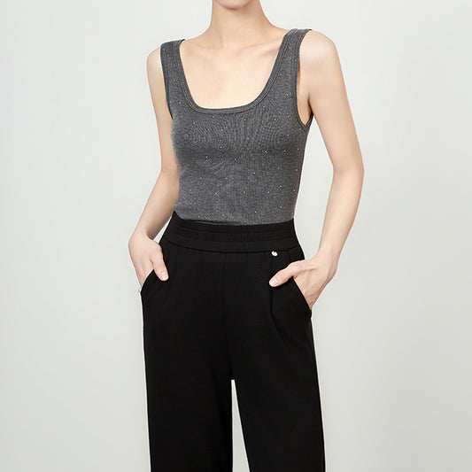 Women's Summer New Simple U-Ne Knitted Vest Svel Versatile Top Rivet Design Slim Fit Pure Color Faionable