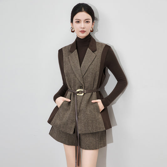 Fashionable Casual Set Autumn New Little Fragrance Style Vest + Knitted Top + Shorts Three-piece Set HM2836 Women's Coat